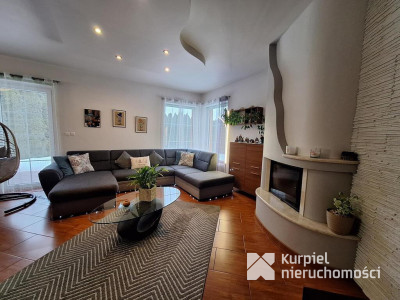 Zadbany, solidny dom na pięknej działce w Żurawicy