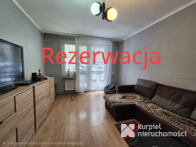 Mieszkanie na parterze w bloku/zabudowany balkon