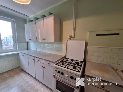 Mieszkanie 3 pokoje w bloku na II p. ul. 3 Maja