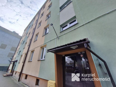 Mieszkanie 3 pokoje w bloku na II p. ul. 3 Maja