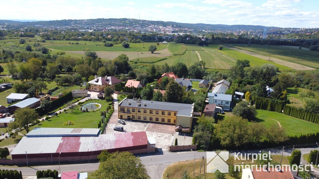 Oferta wynajmu budynku użytkowego /Buszkowice/