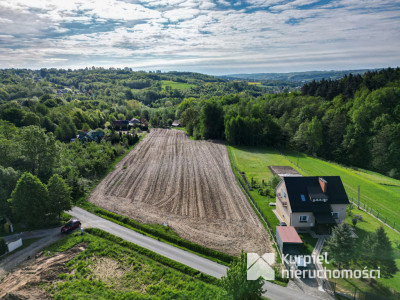 Widokowa działka w Chmielniku | Wz