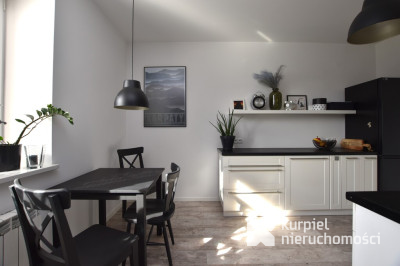 Komfortowy dom z tarasem i ogrodem