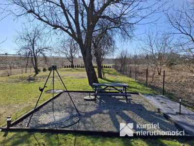 Komfortowy dom z tarasem i ogrodem