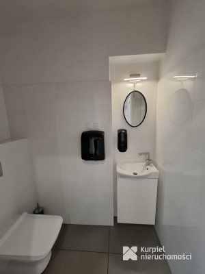 Komfortowy dom z tarasem i ogrodem