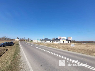 Działka z warunkami zabudowy – Wólka Krowicka