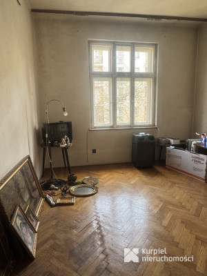 Przestronne mieszkanie w centrum Zasania