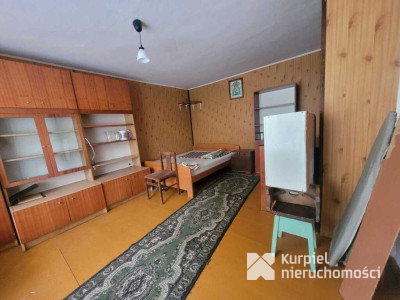 Drewniany klimatyczny dom w dogodnej lokalizacji