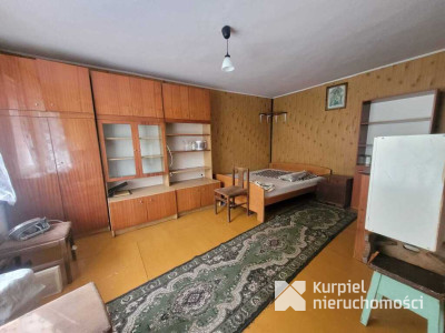 Drewniany klimatyczny dom w dogodnej lokalizacji