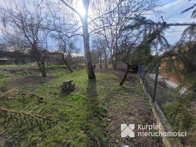 Drewniany klimatyczny dom w dogodnej lokalizacji