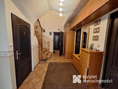 Dom w świetnej lokalizacji  - Ostrów - Murowanka