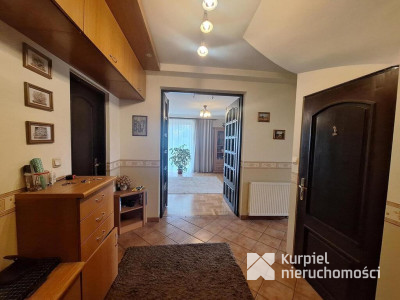 Dom w świetnej lokalizacji  - Ostrów - Murowanka