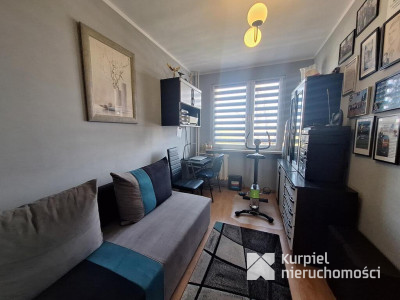 Mieszkanie 4 pokojowe II piętro/niskie opłaty