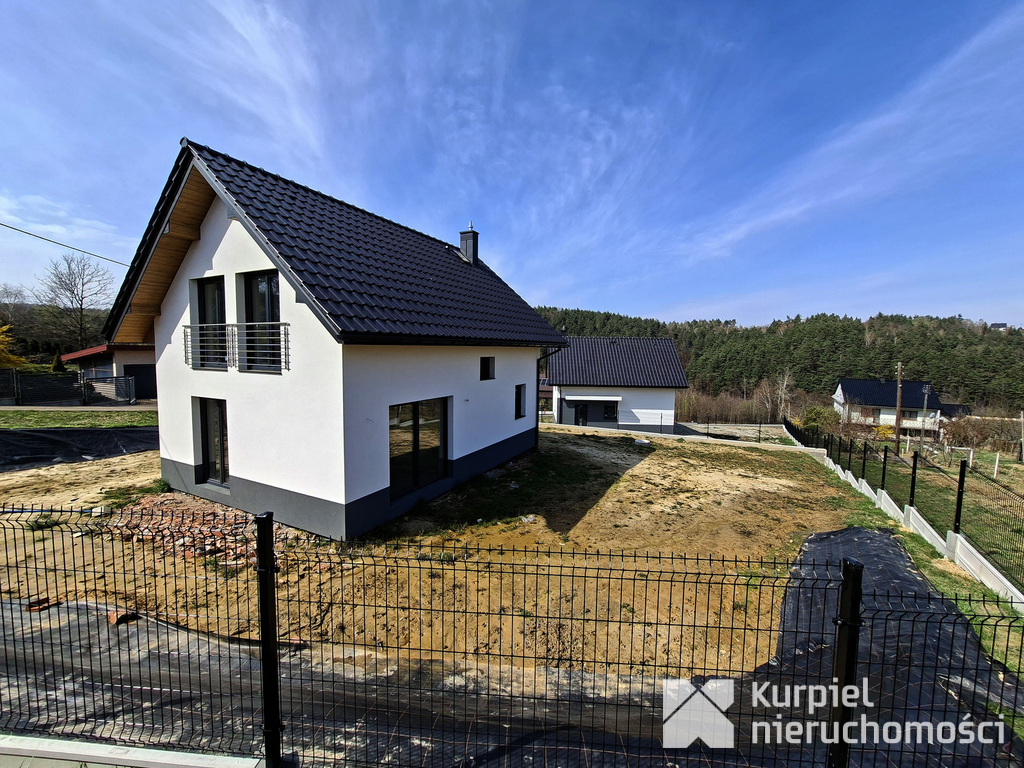 Nowy dom koło Zalewu Dobczyckiego