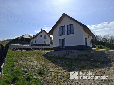 Nowy dom koło Zalewu Dobczyckiego