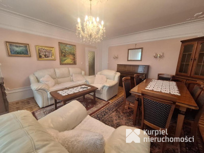 Czteropokojowe mieszkanie dla rodziny/os. Kmiecie