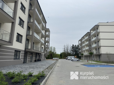 Małe mieszkanie z tarasem gotowe do zamieszkania