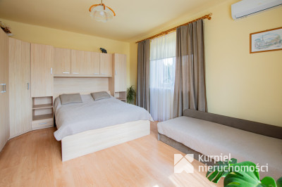 Dom z dużą działką  – 52 ary ciszy