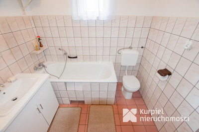 Dom z dużą działką  – 52 ary ciszy