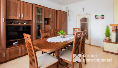 Dom z dużą działką  – 52 ary ciszy