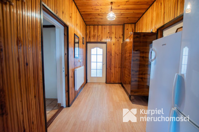 Dom z dużą działką  – 52 ary ciszy