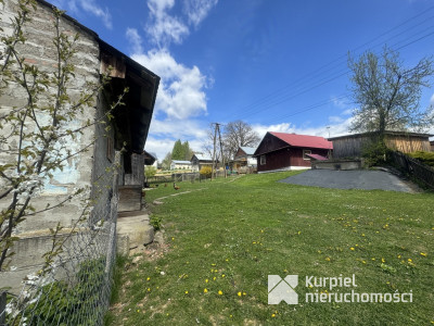 Ruszelczyce drewniany dom siedlisko na wsi