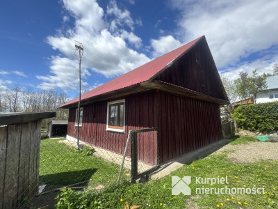 Ruszelczyce drewniany dom siedlisko na wsi