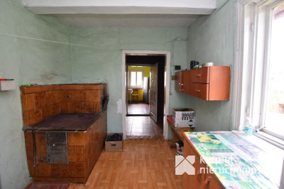 Ruszelczyce drewniany dom siedlisko na wsi