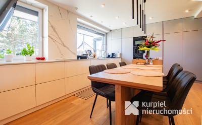 Nowoczesny dom premium z basenem na działce 20 ar