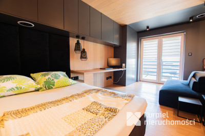 Nowoczesny dom premium z basenem na działce 20 ar