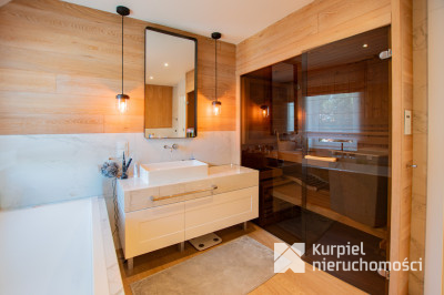 Nowoczesny dom premium z basenem na działce 20 ar