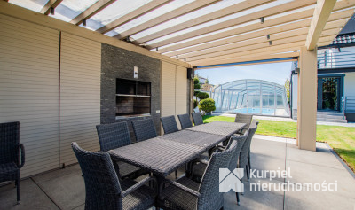 Nowoczesny dom premium z basenem na działce 20 ar