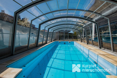 Nowoczesny dom premium z basenem na działce 20 ar