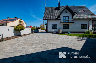 Nowoczesny dom premium z basenem na działce 20 ar