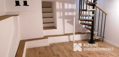 Piękna połowa Kamienicy /Przemyśl/