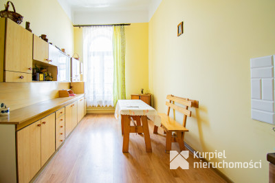 PRESTIŻOWE MIESZKANIE W ZABYTKOWEJ KAMIENICY