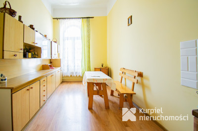 PRESTIŻOWE MIESZKANIE W ZABYTKOWEJ KAMIENICY