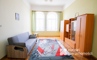 PRESTIŻOWE MIESZKANIE W ZABYTKOWEJ KAMIENICY