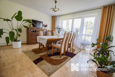 Dom 180 m² w Zapałowie – przestronna nieruchomość
