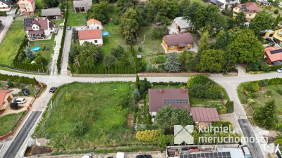 Działka / Pawłosiów / 8,33 ara / MPZP / media