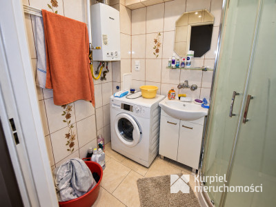 4 Pokojowe mieszkanie na Os. Kombatantów